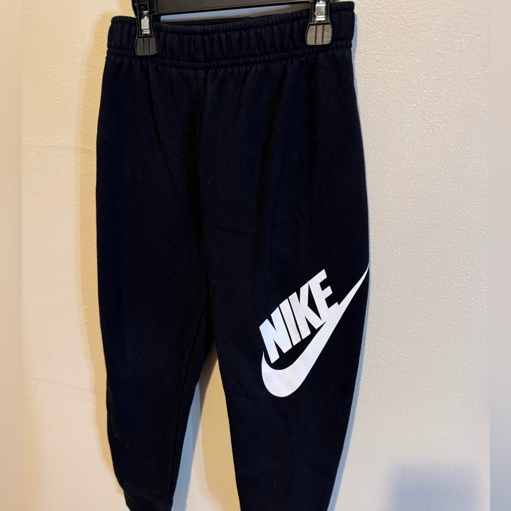 Nike Kids Black and White Logo Hoodie - Picture 5 of 6